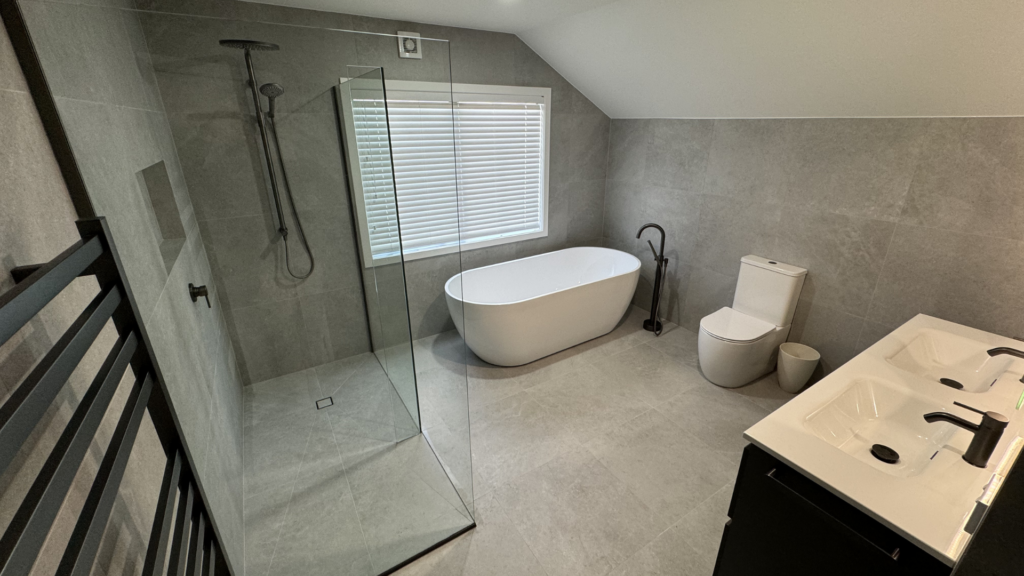 Signs Your Hot Water Cylinder Needs Replacing (Not Just Repairing)